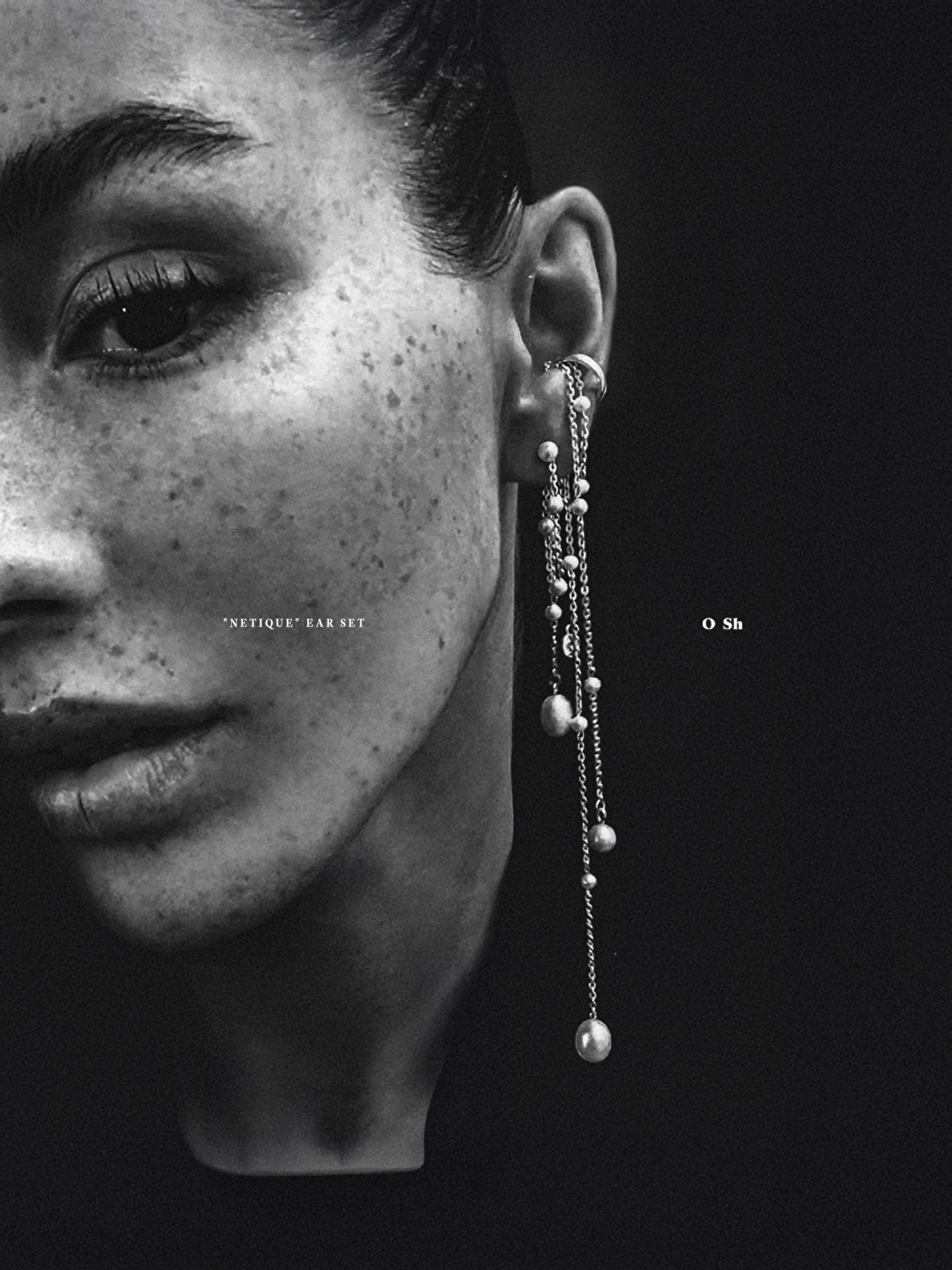 "NETIQUE" EAR SET VERMEIL