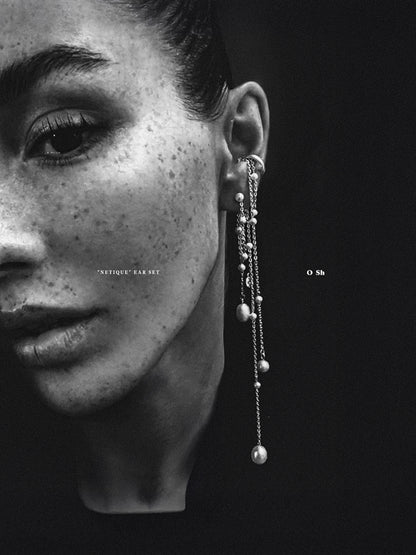 "NETIQUE" EAR SET VERMEIL